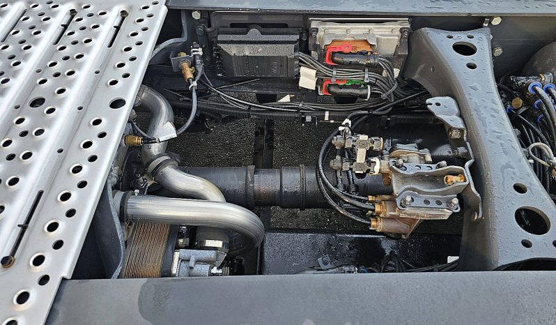 SCANIA – R460 SUPER lleno