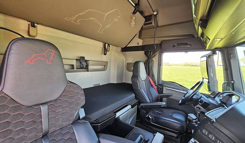 MAN TGX 580 – 2023 lleno